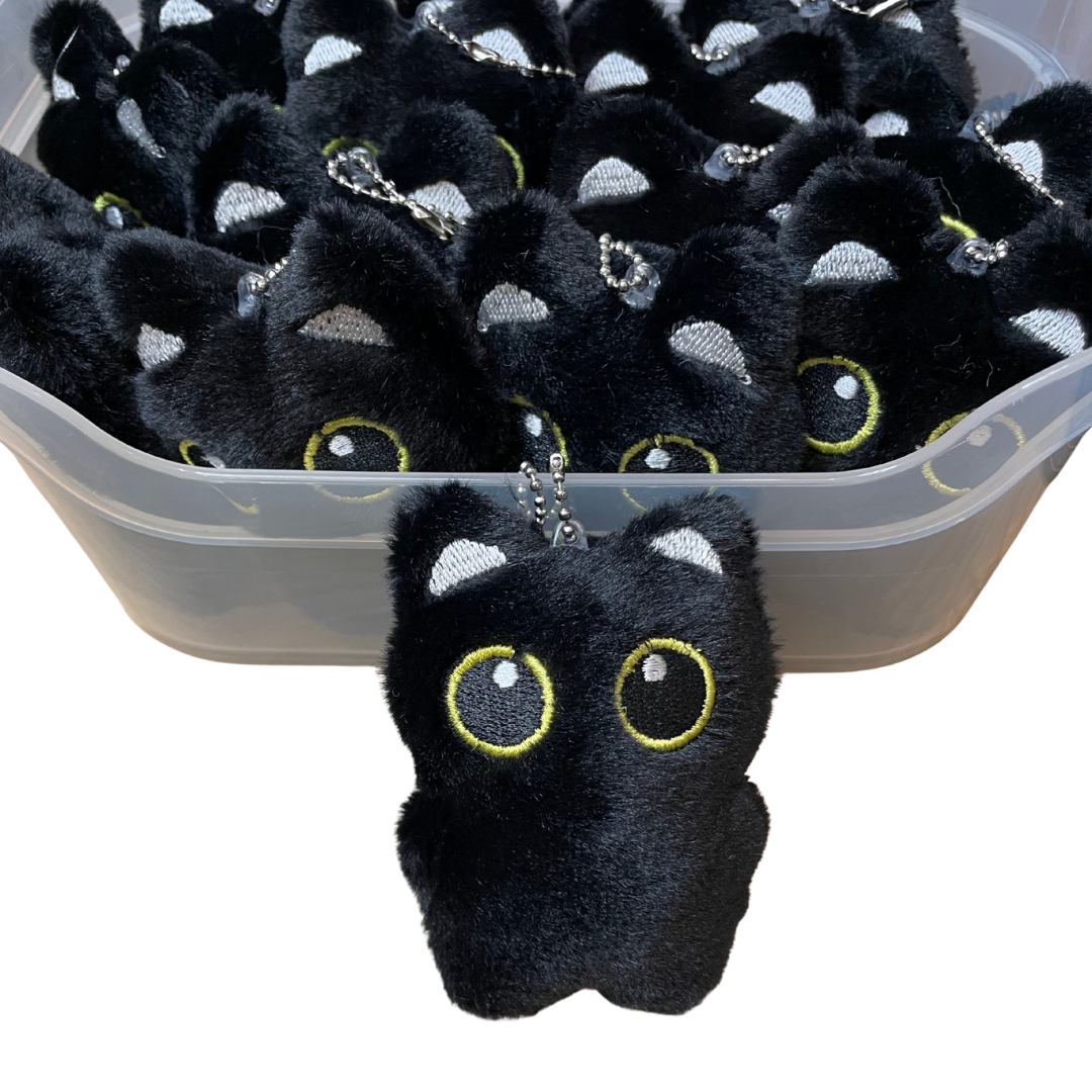 🐾 Lucipurr-Inspired Black Cat Plushie Keychain – 3.94"