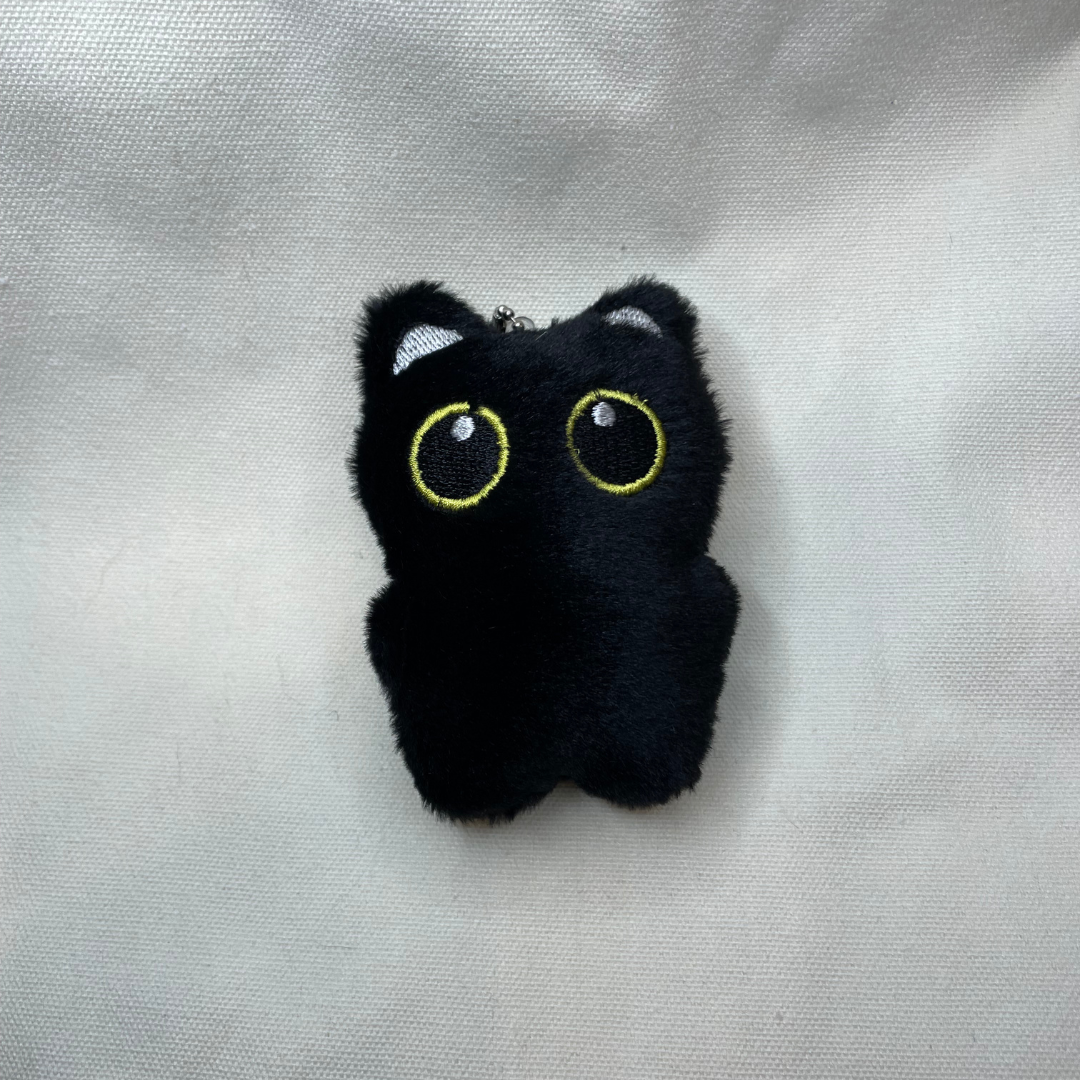 🐾 Lucipurr-Inspired Black Cat Plushie Keychain – 3.94"